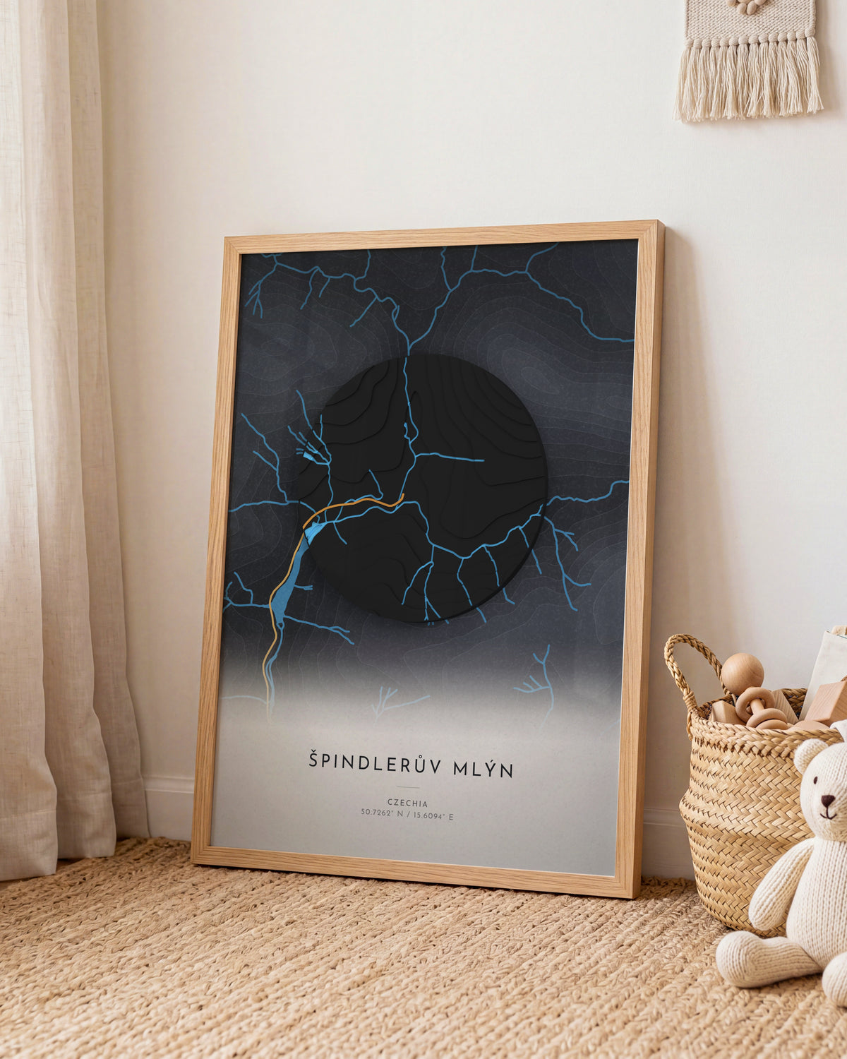 Špindlerův Mlýn 3D relief map in Basalt, framed in a room